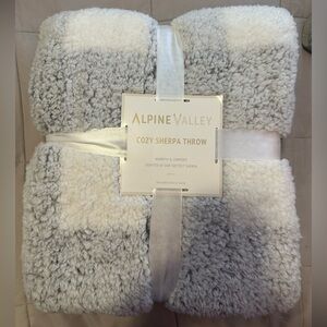 Alpine Valley Sherpa Throw